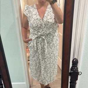 Elegant White Floral Dress